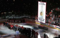 Blackhawks raise Stanley Cup banner
