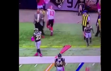 Browns QB Josh McCown slams into field wall after run play