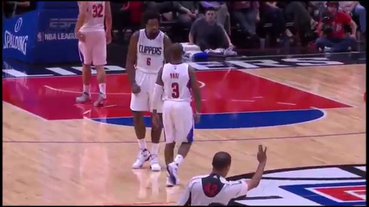 Chris Paul gets ejected for telling ref to stop talking to him like a kid