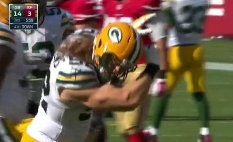 Clay Matthews trolls Colin Kapernick with biceps kiss after sack