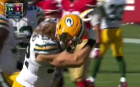 Clay Matthews trolls Colin Kapernick with biceps kiss after sack