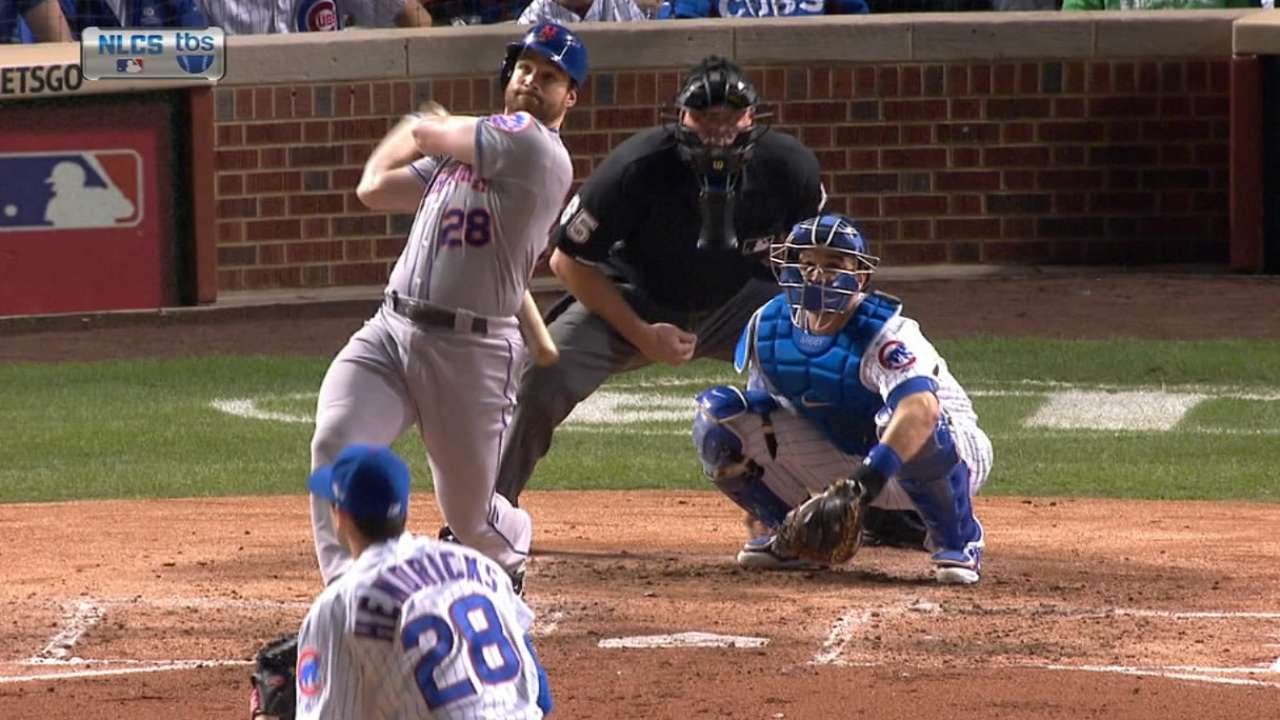 Daniel Murphy hits homer for fifth straight game