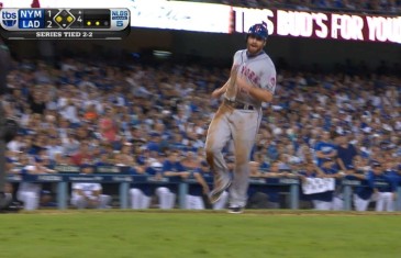 Daniel Murphy takes two bases on a walk