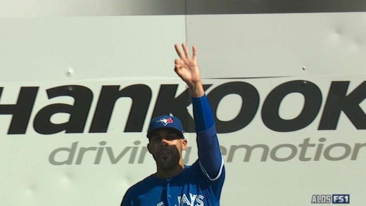 Kevin Pillar hits a solo homer that David Price catches in the bullpen