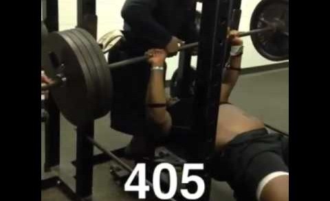 16 year old football player bench presses 405 LBS