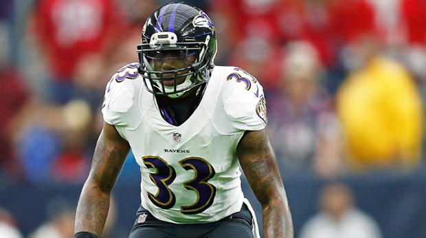 Ravens safety Will Hill makes a massive 'WWE' style hit