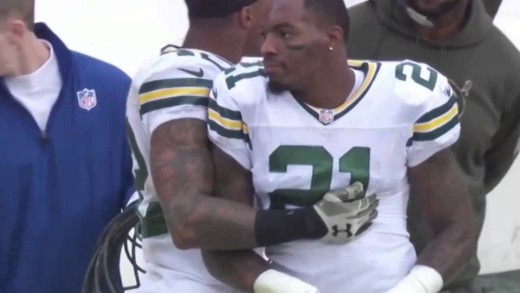 BJ Raji shoves HaHa Clinton-Dix on the Packers sidelines