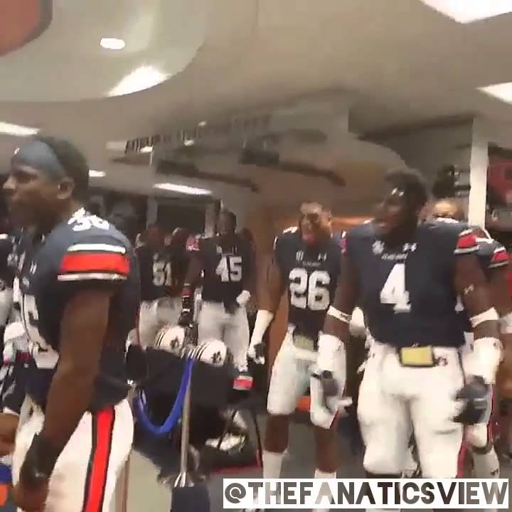 Cam Newton gets hyped from Auburn's Trovon Reed