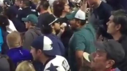 Eagles fan gets knocked out by Cowboys fan