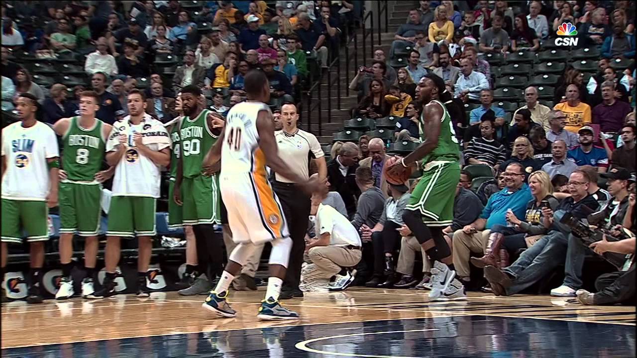 Jae Crowder nails Hail Mary full court end bounds pass