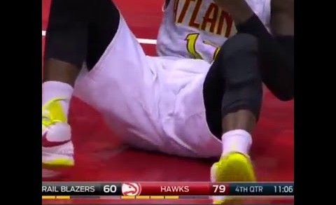 Atlanta Hawks PG Dennis Schroder loses tooth & puts it in his sock