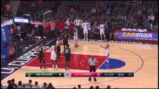 Blake Griffin hits a free throw when the lights go out