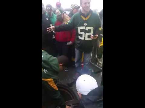 Green Bay Packers fan jumps into sewer for lost ticket