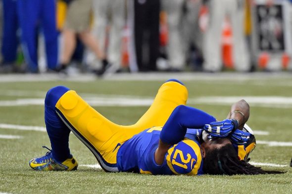 Janoris Jenkins gets blown up by his own teammate