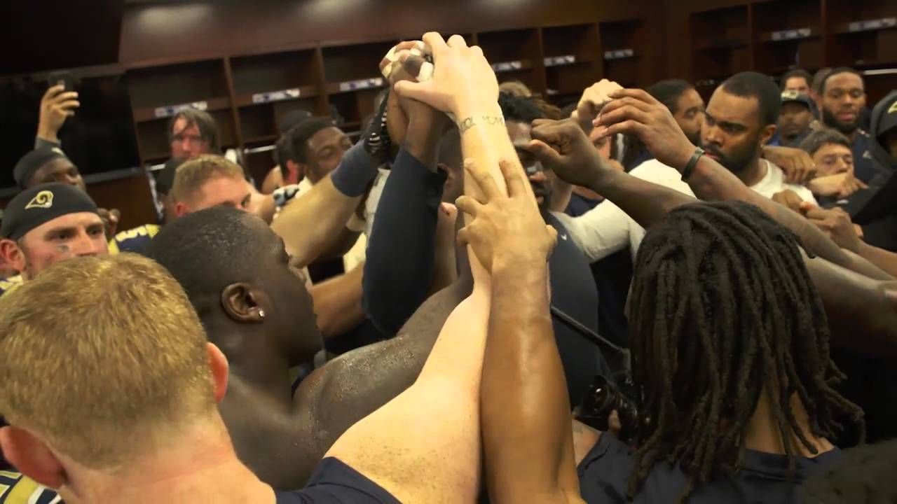 Jay-Z breaks down the St. Louis Rams post game huddle