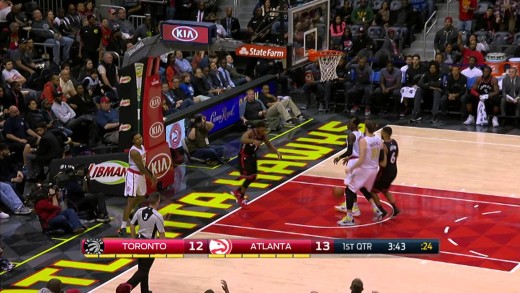 Kent Bazemore blocks Kyle Lowry’s shot into the basket