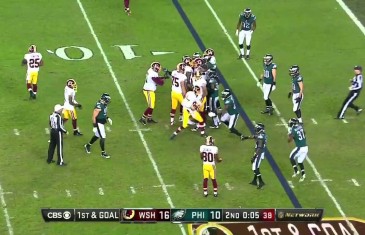 Kirk Cousins takes an idiotic knee to kill the clock