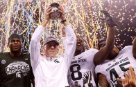 Michigan State accepts the Big Ten Championship trophy
