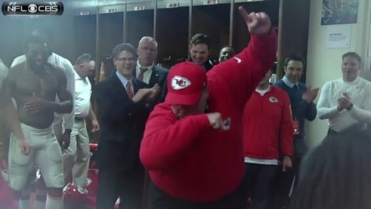 Andy Reid hits the dab in the Chiefs locker room