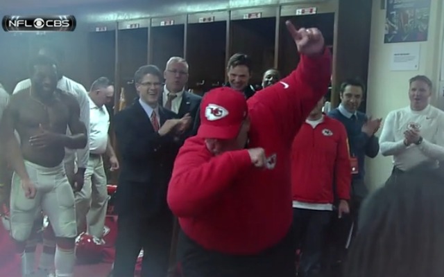 Andy Reid hits the dab in the Chiefs locker room
