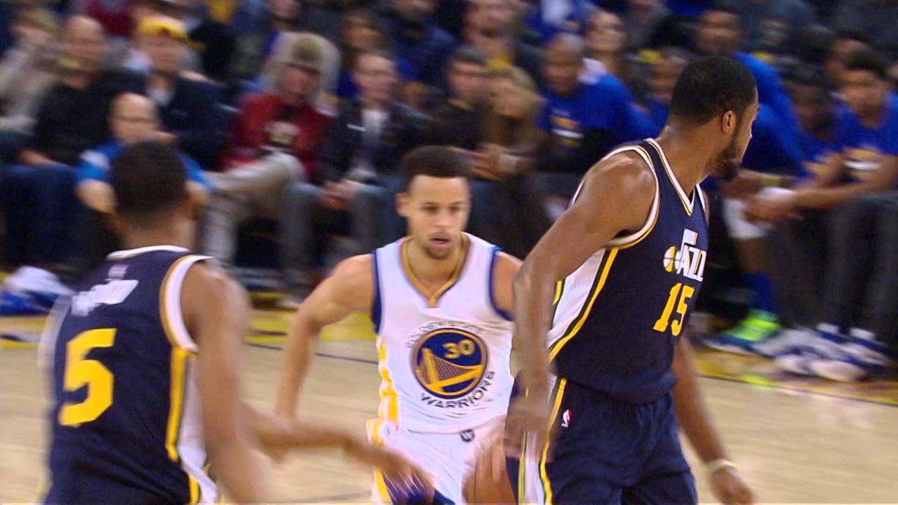Stephen Curry puts Derrick Favors in the blender