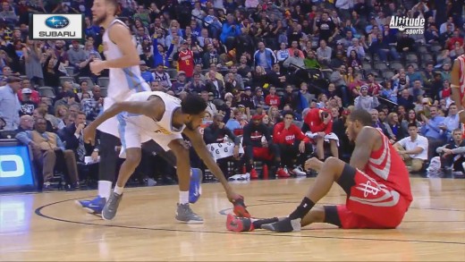 Will Barton throws Trevor Ariza’s shoe