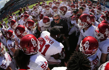 Oklahoma Sooners break out the moves before the Orange Bowl
