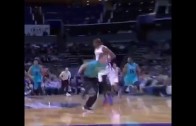 Charlotte Hornets mop boy almost involved in the action