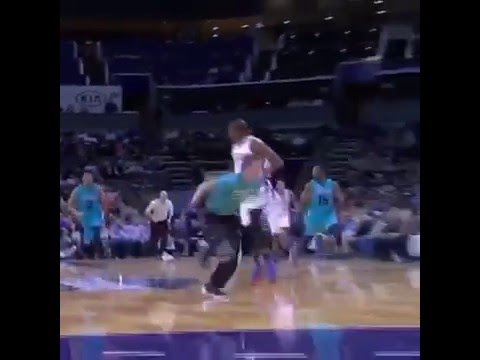 Charlotte Hornets mop boy almost involved in the action