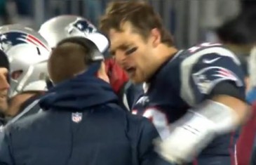 Tom Brady hugs Patriots’ OC Josh McDaniels