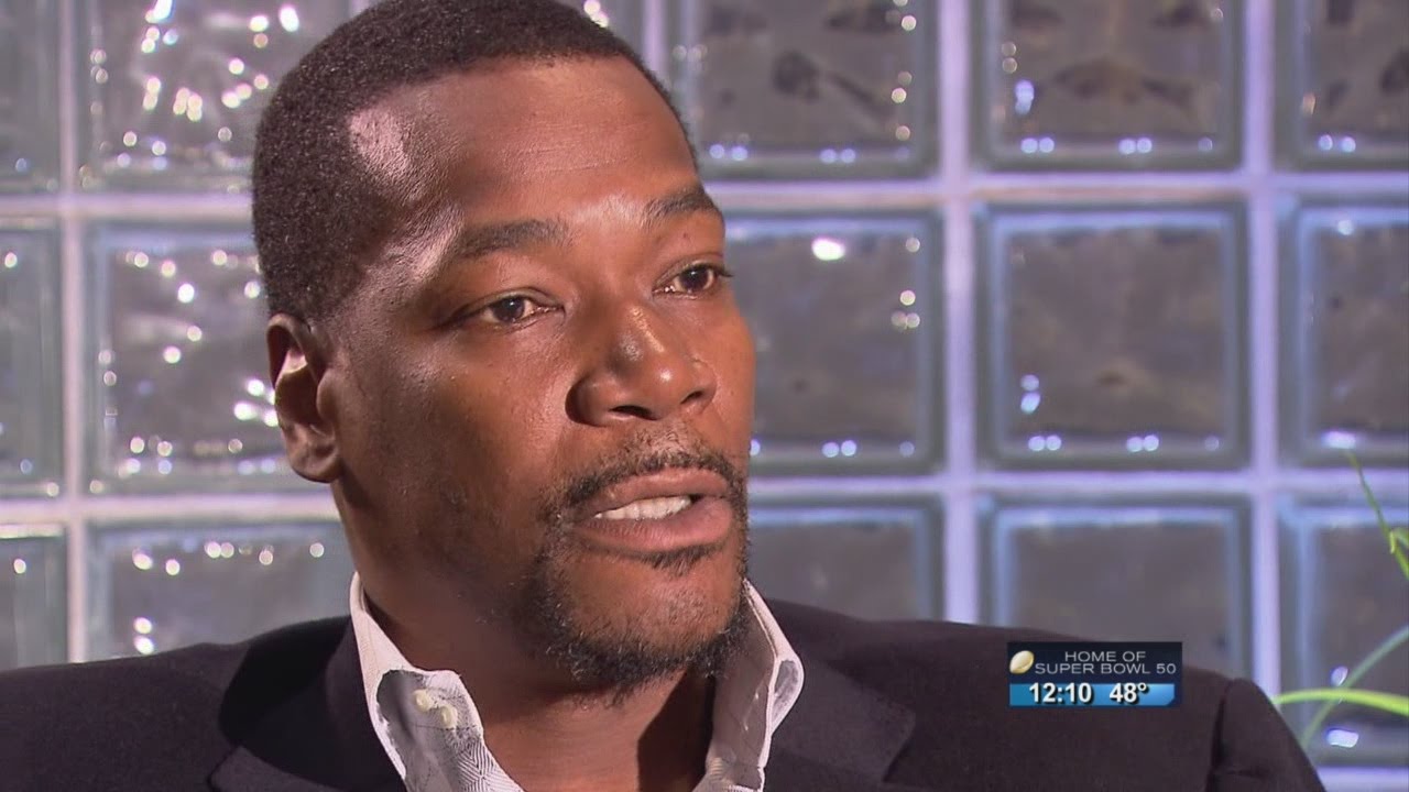 Ex-Blazer Cliff Robinson is now now 'Uncle Spliffy' & getting into the weed business