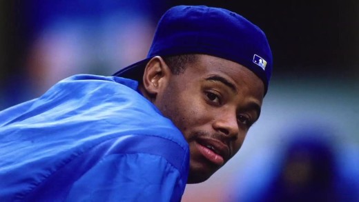 Ken Griffey Sr. explains why Griffey Jr. began wearing his hat backwards