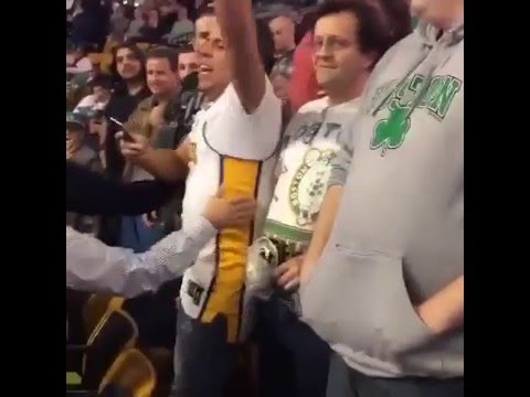 Lakers fan gets thrown out of TD Garden for chanting 