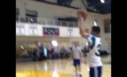 Steph Curry hits jumpers in his Carolina Panthers jersey