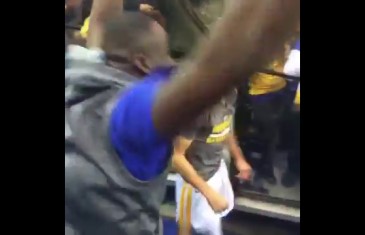 Steph Curry hits sideline shot much to Draymond Green’s enjoyment