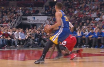 Stephen Curry drops E’twaun Moore & hits the jumper