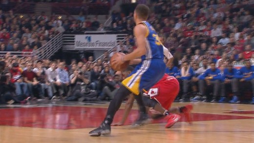 Stephen Curry drops E’twaun Moore & hits the jumper