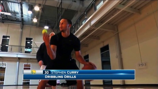 Stephen Curry shows off dribbling drill with multiple tennis balls