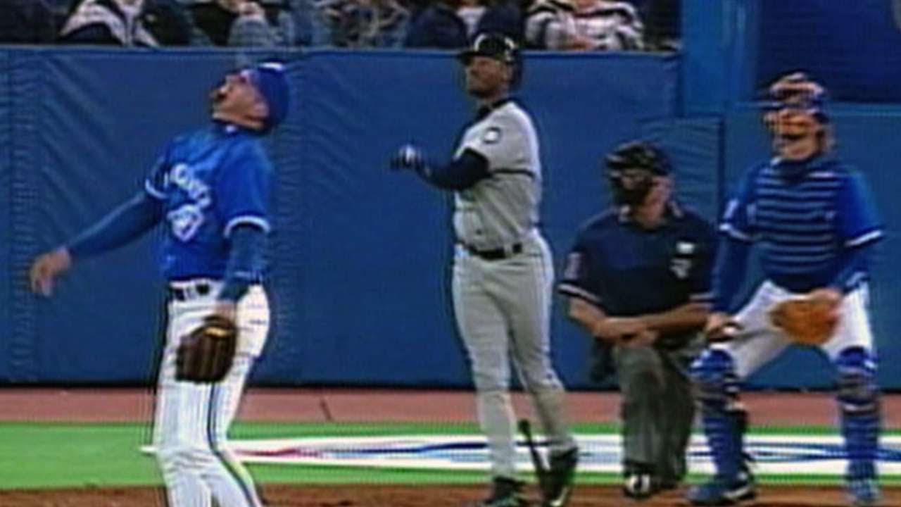 Throwback Thursday: Ken Griffey goes upper tank in the Skydome from 1990