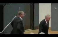 Tom Coughlin blows past Gaints owner John Mara after press conference