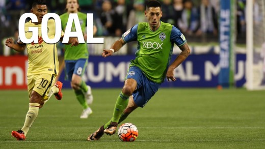 Clint Dempsey with a beautiful curving free kick goal