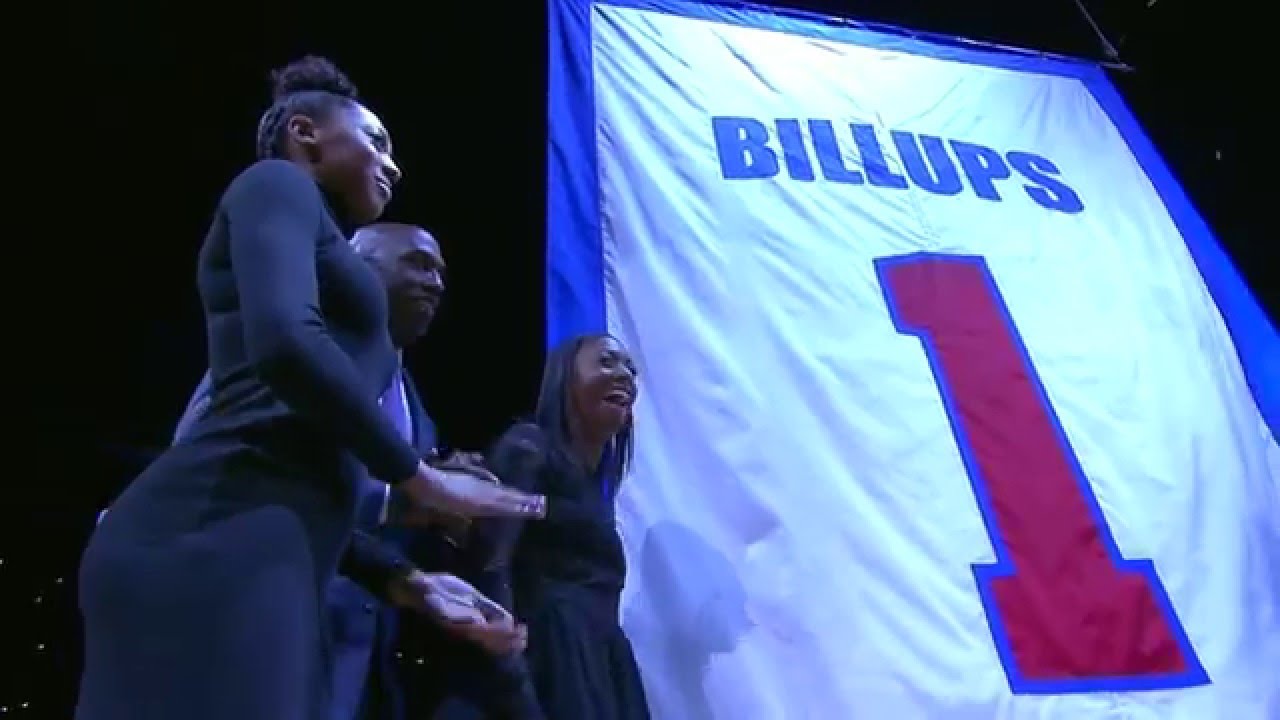 Detroit Pistons retire Chauncey Billups Jersey