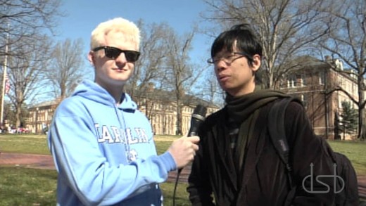 Duke fan tricks North Carolina students on liking Duke basketball