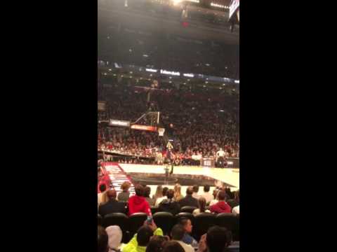 Fanatics View Exclusive: Zach LaVine dunk contest dunk from inside the Air Canada Center