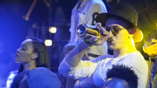 Johnny Manziel caught boozing again at a Miami nightclub