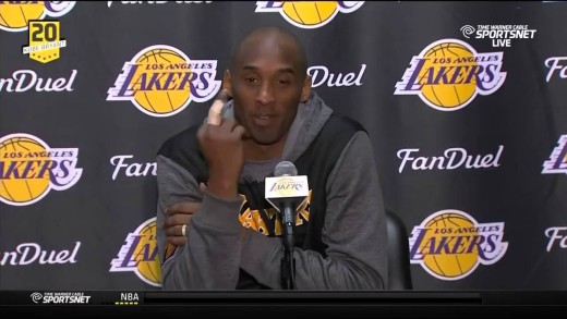 Kobe Bryant hilariously flips the bird to the media