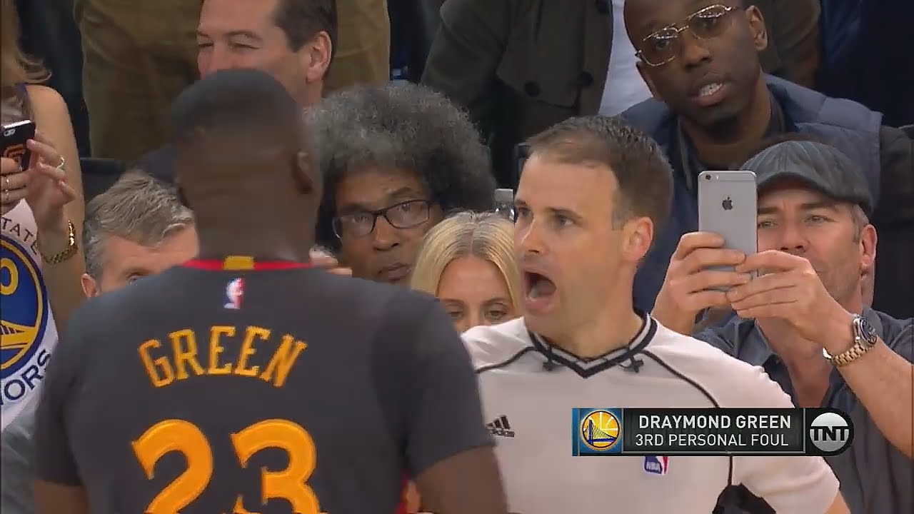 Referee admits he was wrong to Draymond Green