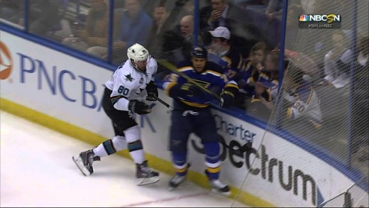 St. Louis Blues’ Ryan Reeves ejected after laying out a massive hit