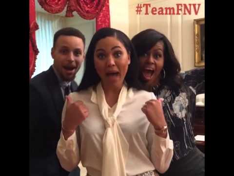 Stephen Curry, Ayesha Curry & Michelle Obama sing & dance
