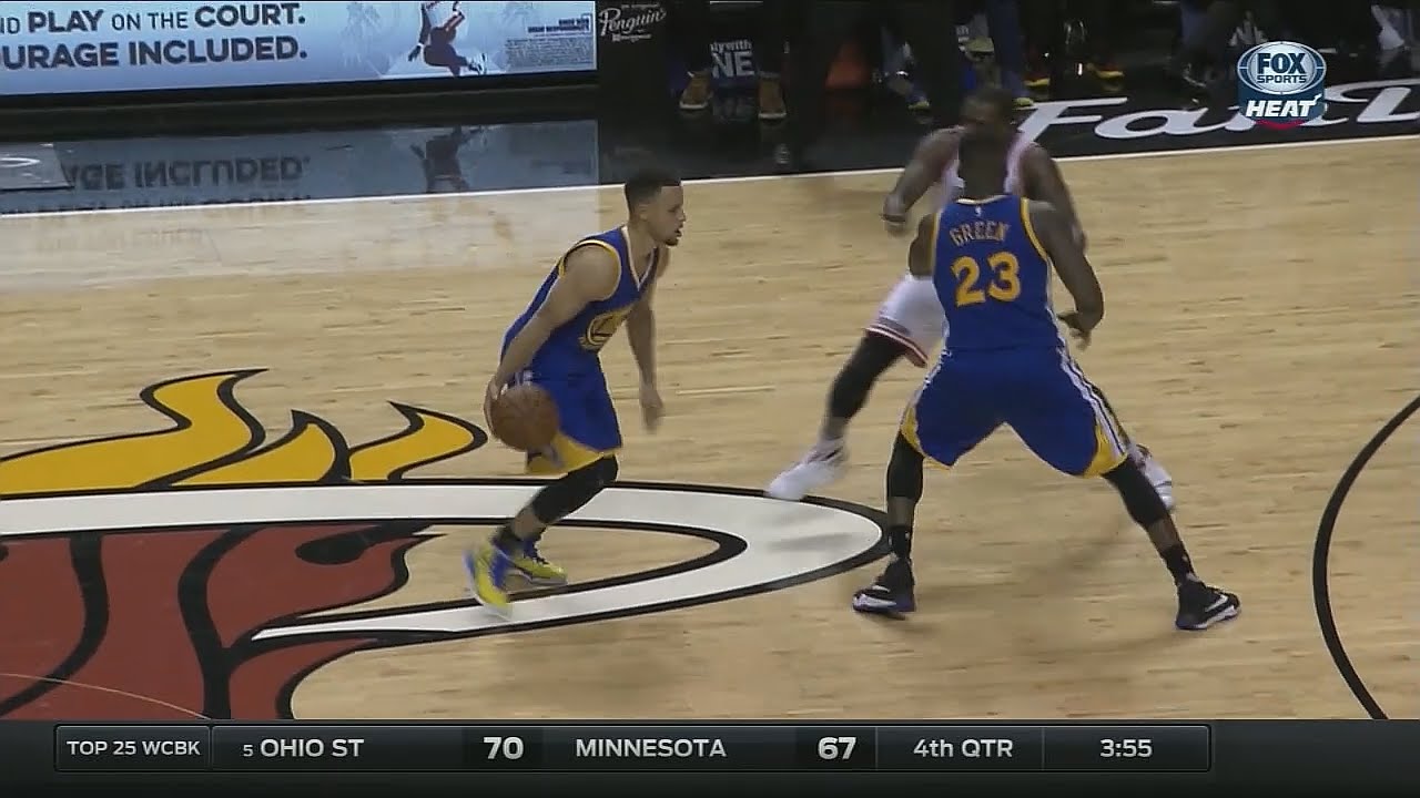 Stephen Curry hits the dagger 3 ball in Miami